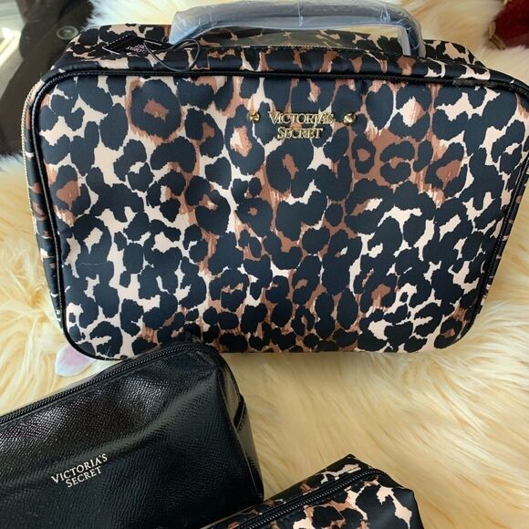 Victoria’s Secret Leopard Print Makeup Case - Picture 8 of 16